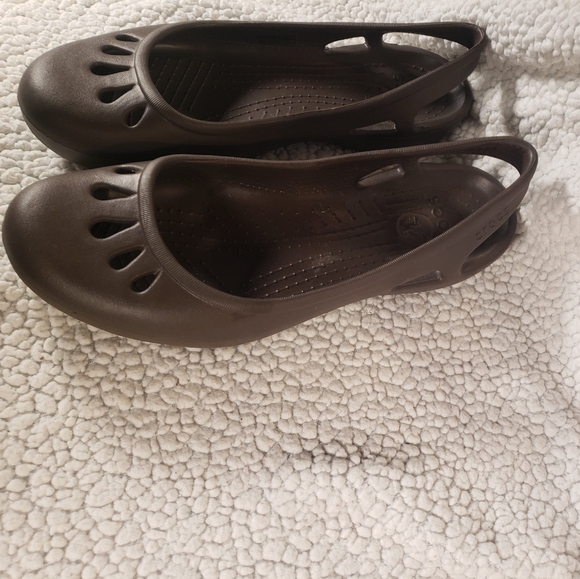 Crocs Kadee Slingback Flats Brown Woman's Size 10 worn once like new - Picture 3 of 7